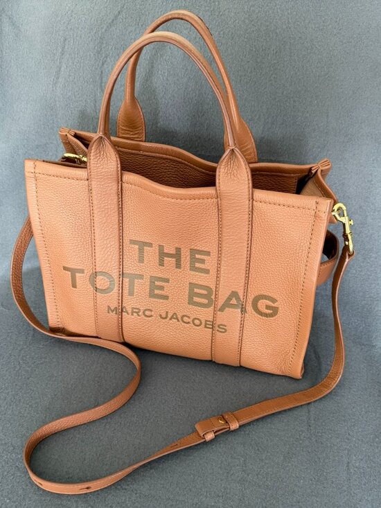 Marc Jacobs Handbags - Marc Jacobs Leather Medium The Tote Bag (Argan Oil)